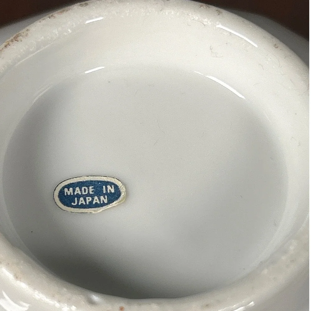 Vintage Japanese White Porcelain Lotus Flower Scalloped Nesting Bowls Set of 2